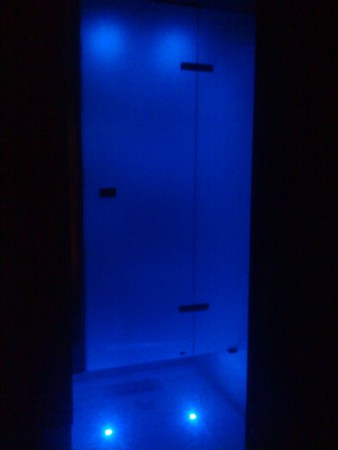 Novostavba RD Hlinsko - osvětlení sprchového koutu